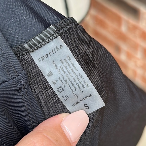 SPORLIKE Ruffle Push-Up Solid Black Bikini Swim Top Women's Size Small - Picture 5 of 5